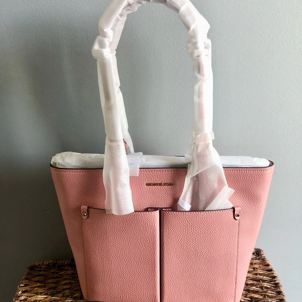 NWT Michael Kors Pink Leather Tote Bag - Picture 4 of 4